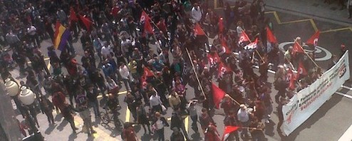 el grupo de manifestantes de CNT pasó en último lugar.