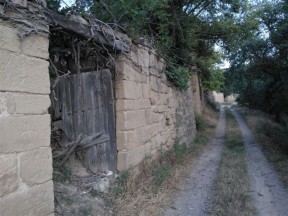 Entrada baja convento