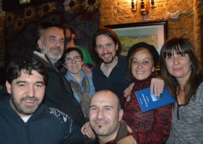 Los candidatos bajoaragoneses junto a Pablo Iglesias y otros candidatos de Claro que Podemos Aragón.