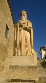 Estatua Juan Fernández de Heredia en Caspe